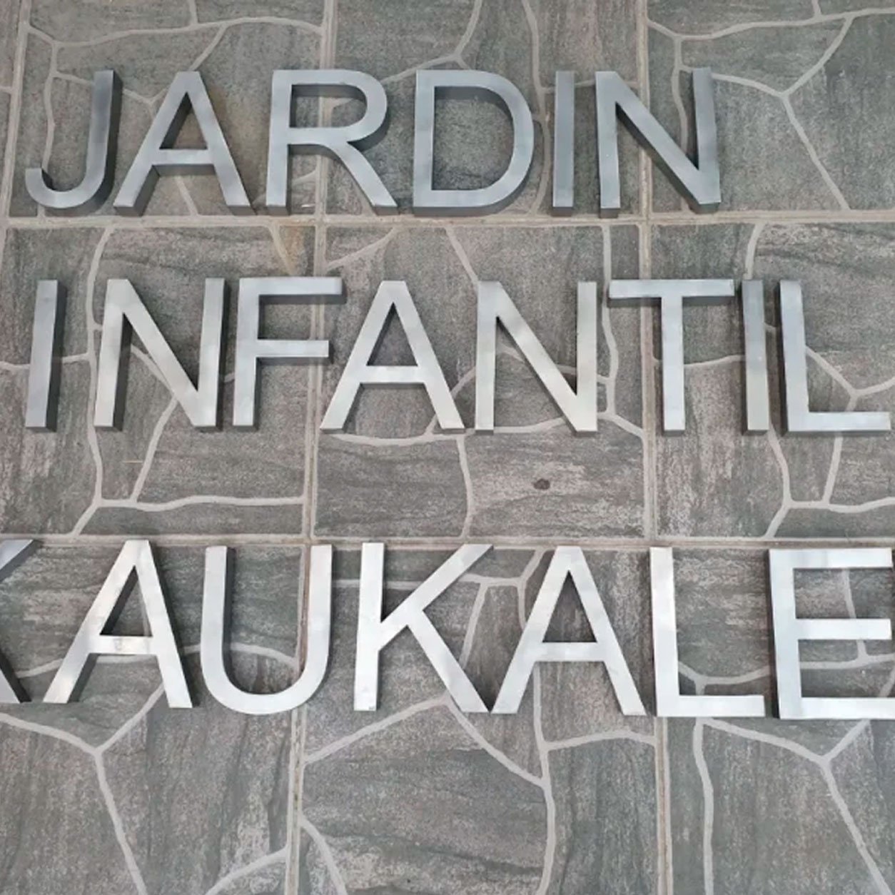 letras_acero_inoxidable_1